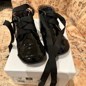 Elegant Black girls Shoes